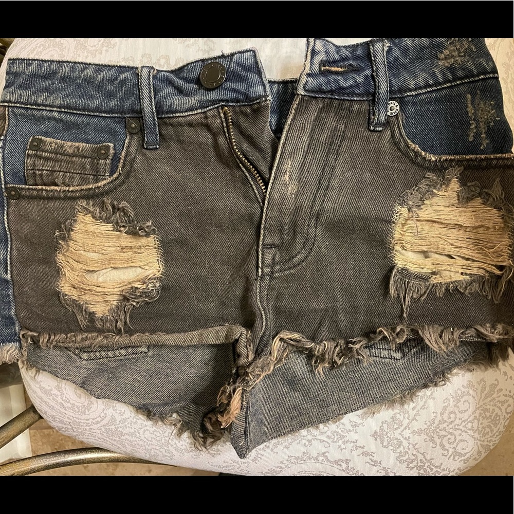 Kendall & Kylie shorts